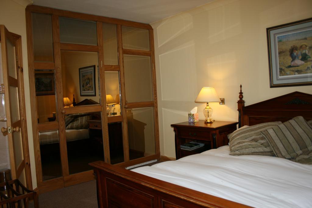 The Wyvill Arms Hotel Leyburn Phòng bức ảnh