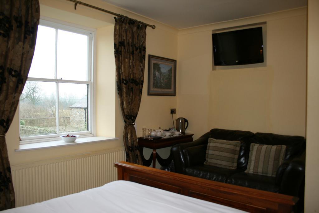 The Wyvill Arms Hotel Leyburn Phòng bức ảnh
