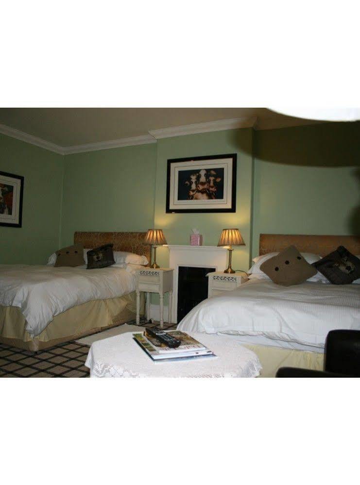 The Wyvill Arms Hotel Leyburn Ngoại thất bức ảnh